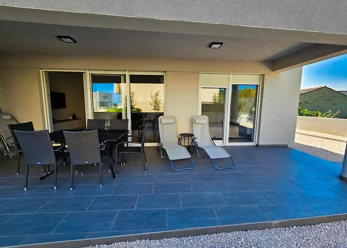 Paradise Apartman Nin